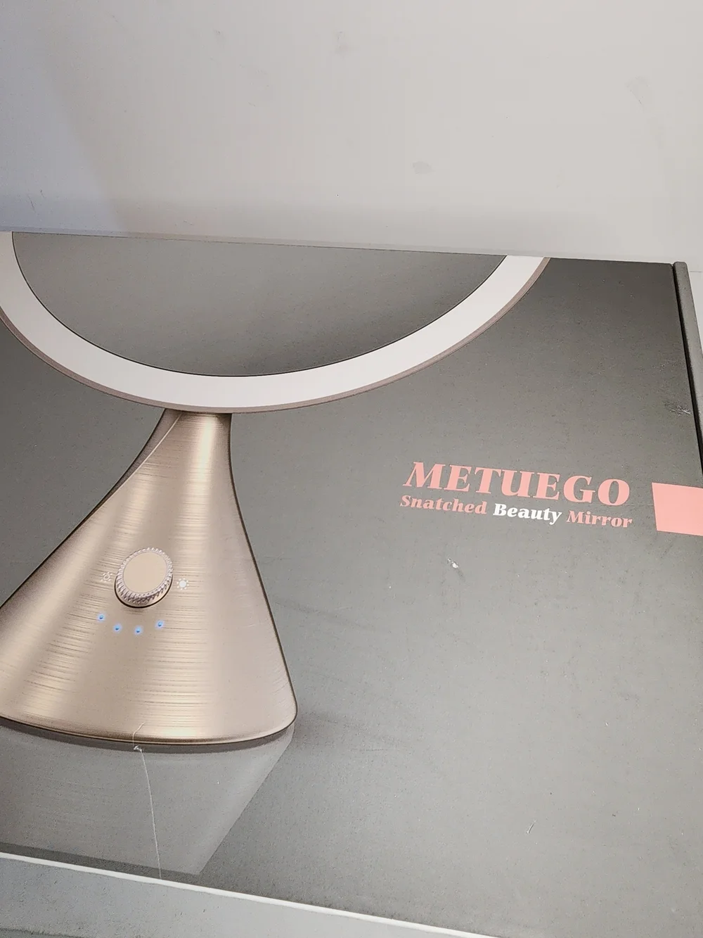 Metuego touch base